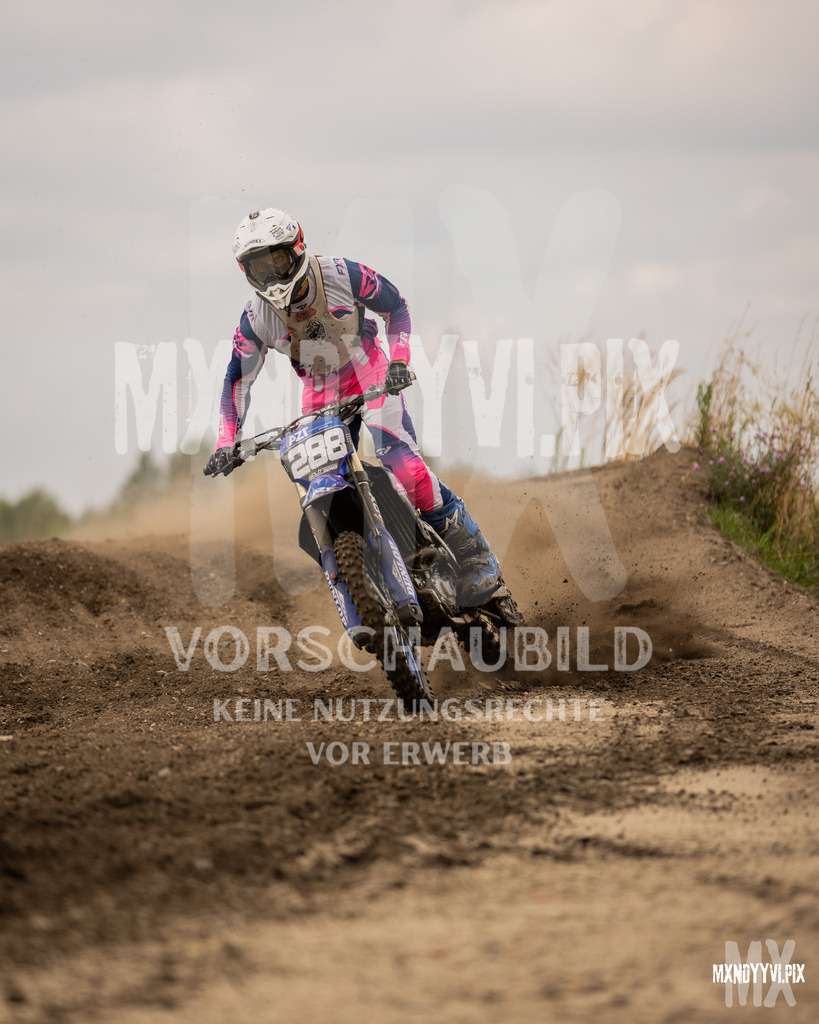 866A1586 | mxndyyvipix
