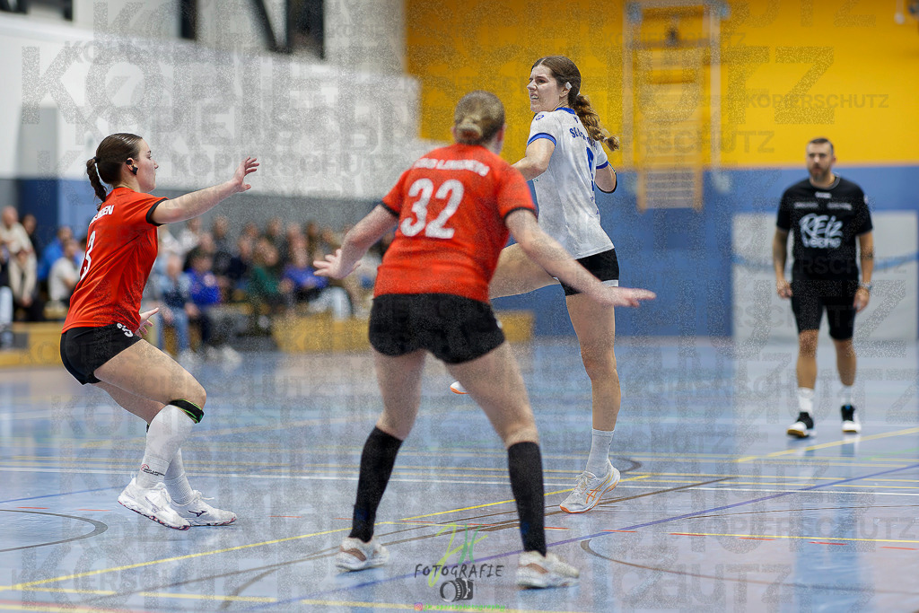 Frauen 2. Bezirksklasse; SG Rechtenbach - HSG Linden II | Frauen 2. Bezirksklasse; SG Rechtenbach - HSG Linden II am 16.11.2025 in Rechtenbach (Sporthalle Rechtenbach)Photo © 2025 - Jörg Heinrich - Realisiert mit Pictrs.com