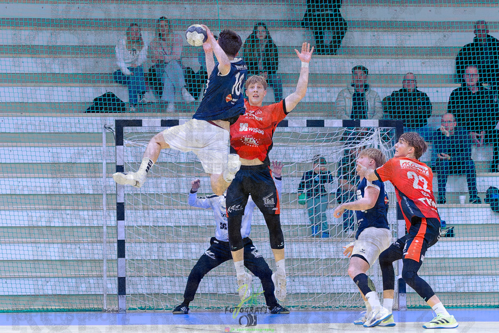 Jugendbundesliga A-Jugend; HSG Dutenhofen/Münchh. - HSG Rodgau Nieder-Roden | Jugendbundesliga A-Jugend; HSG Dutenhofen/Münchh. - HSG Rodgau Nieder-Roden am 07.12.2024 in Dutenhofen (Sporthalle Dutenhofen)Photo © 2024 - Jörg Heinrich - Realisiert mit Pictrs.com