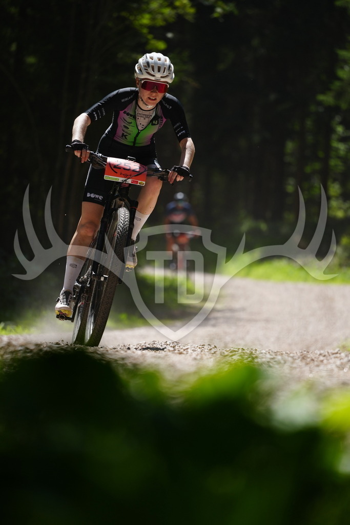 FC102052 | Fotogalerie der Treibjagd im Dunkelwald - Dein MTB Etappenrennen im Erzgebirge - Realisiert mit Pictrs.com