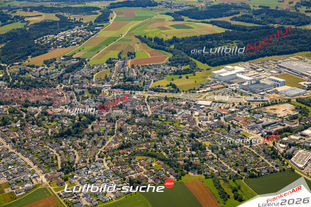 Das Luftbild zeigt :  Pfullendorf - Die Luftaufnahme wurde 2024 vom UL-Flugzeug aus erstellt ( keine Drohne ) - Hochauflösende Luftaufnahme - Für grossformatige Ausdrucke geeignet. Die Geschenkidee !Mit Lizenz und Bildrechte bestellbar