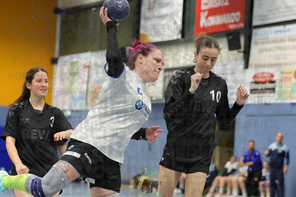 Frauen 2. Bezirksklasse, SG Rechtenbach - HSG Kleenheim/Langgöns III | Frauen 2. Bezirksklasse, SG Rechtenbach - HSG Kleenheim/Langgöns III am 16.11.2024 in Rechtenbach (Sporthalle Rechtenbach)Photo © 2024 - Jörg Heinrich - Realisiert mit Pictrs.com