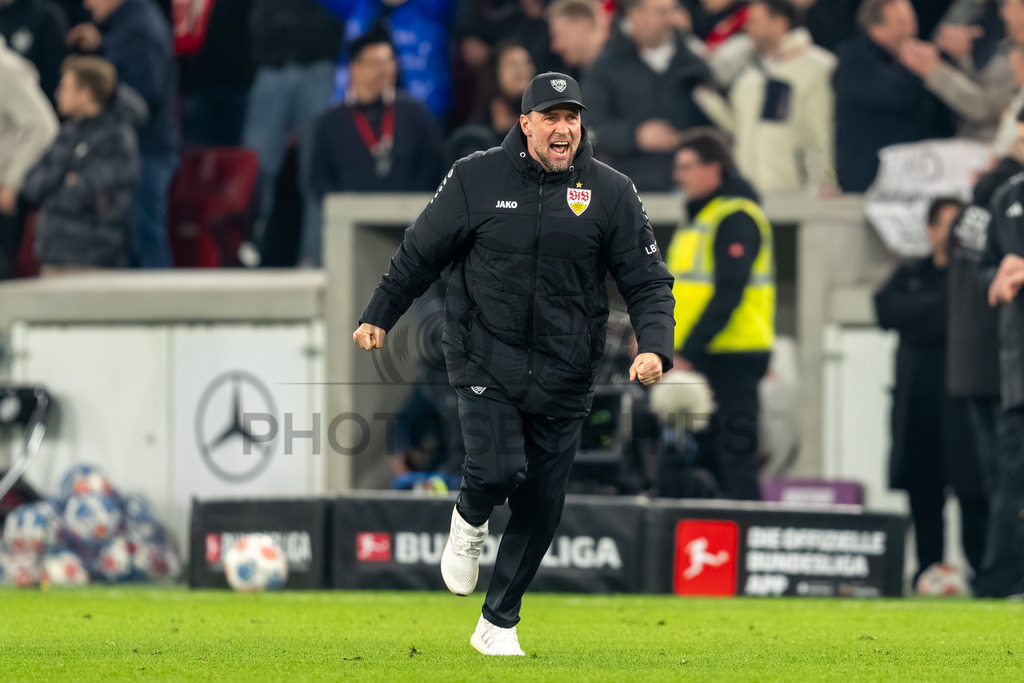 VfB Stuttgart vs. RB Leipzig, Fussball, 1. Bundesliga, 26. Spieltag, 15.03.2026 | Sebastian Hoeness (Trainer VfB Stuttgart),VfB Stuttgart vs. RB Leipzig, Fussball, 1. Bundesliga, 26. Spieltag, 15.03.2026Foto: photosbyphips/Philip Ziegler