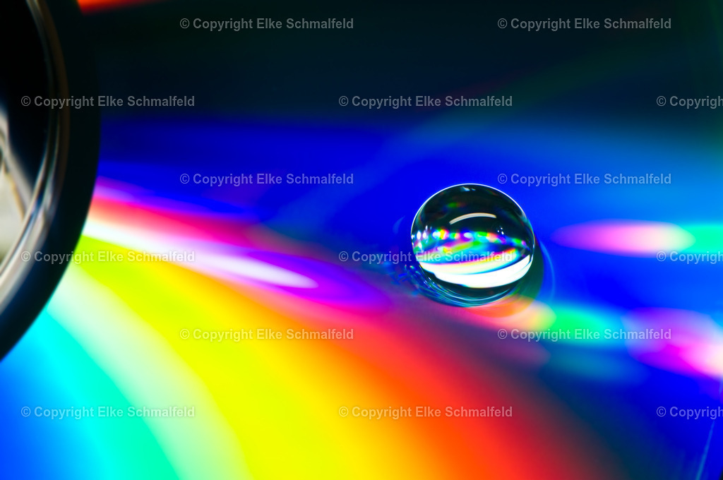 Tropfen-im-Prismenlicht-01 | Elke Schmalfeld - Realisiert mit Pictrs.com