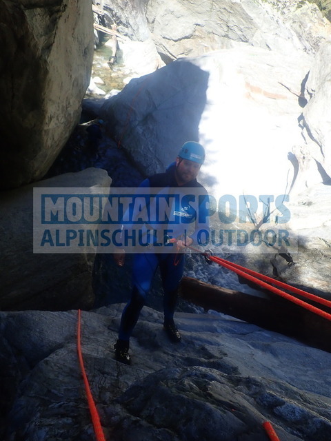 P9190030 | Bestelle die Bilder deines Berg- oder Wasser-Abenteuers mit Mountain Sports bequem von zu Hause aus direkt über unseren Online Fotoshop von pictrs.com. - Realisiert mit Pictrs.com