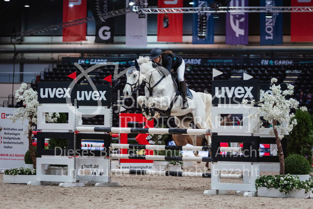 240120_Leipzig_AmateurSmall-203 | Deine schönsten Turniermomente als professionelle Fotos! Entdecke hochwertige Pferdesport-Fotografie im Online-Shop. Jetzt Fotos finden & bestellen!