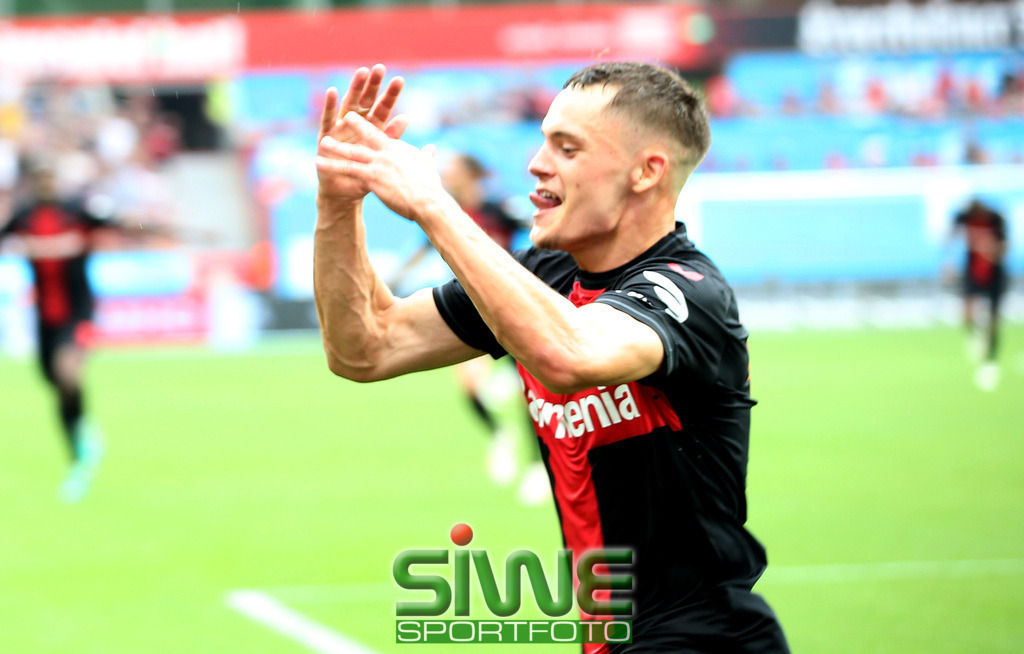 1.Fussball-Bundesliga  :    Bayer 04 Leverkusen--RB Leipzig   1.Spltg. | 19.08.2023; Fussball; GER;  Saison 2023/2024 ; 1.Bundesliga;  1.Spieltag. : 
 Bayer 04 Leverkusen -- RB Leipzig  :     Florian Wirtz (10/B04)
jubelt nach seinem Tor zum 3:1
DFL REGULATIONS PROHIBIT ANY USE OF PHOTOGRAPHS AS IMAGE SEQENCES AND/OR QUASI-VIDEO. - Realisiert mit Pictrs.com