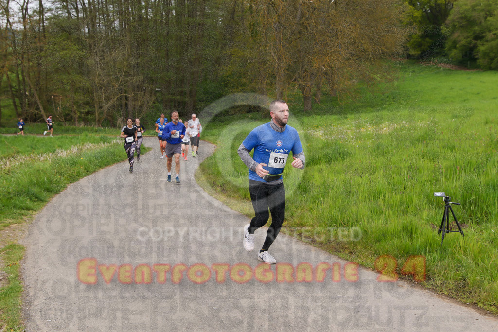 220501_1020_EV8_0560 | Sportfotografie im Rhein-Sieg Kreis, Köln, Bonn, NRW, Rheinland Pfalz, Hessen, etc. Unser Tätigkeitsfeld umfasst den Laufsport vom Volkslauf über den Marathon, Duathlon, Triathon bis zum Ultralauf wie Kölnpfad Ultra oder Schindertrail.