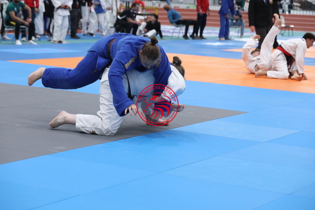 1J7A2958 | Fotos vom Adler Cup - Pictures from Adler Cup

Hier findet Ihr alle Eindrücke und großen Momente der Adler Cup Wochenenden. Here you will find all impressions and great moments of the Adler Cup weekends. - Realisiert mit Pictrs.com