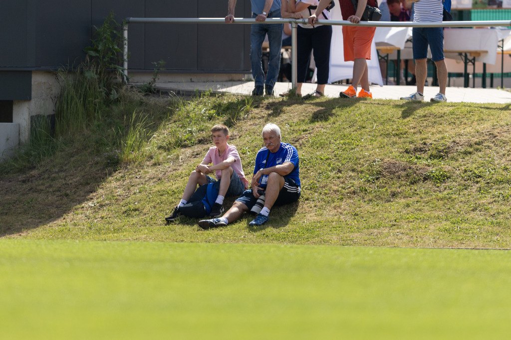 Fußball I Männer I 40. Pfingscup Hollage I 13027 | realhellocedii - Realisiert mit Pictrs.com