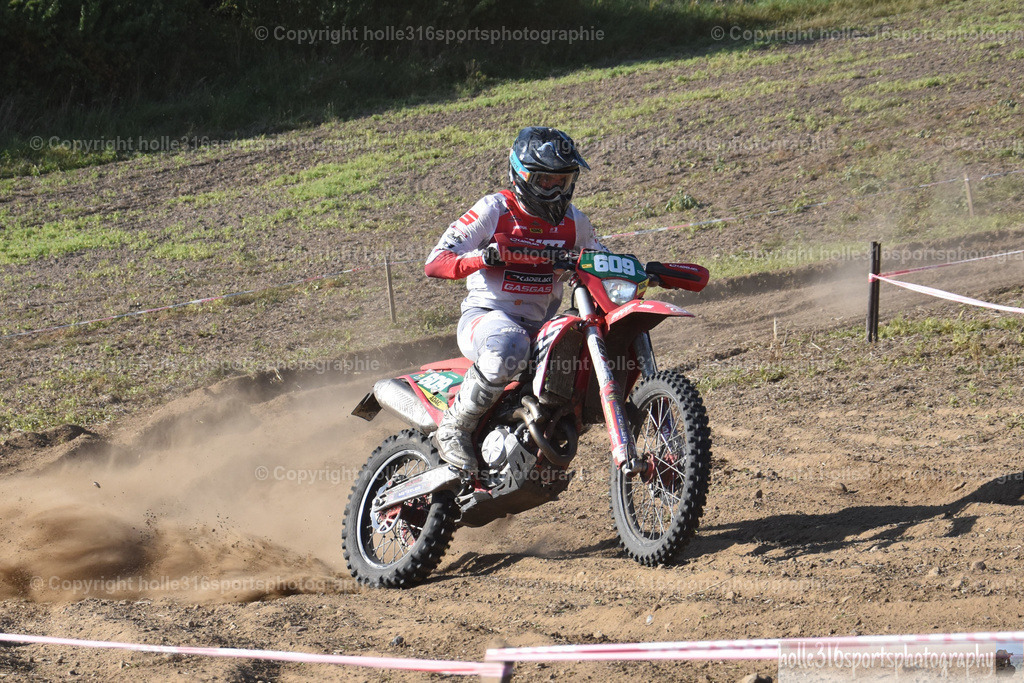 DSC_0481 | Sportfotografie , Motorsport, Motoross, Reitsport, Mointainbike, Enduro,
Landschaft , Outdoor, Eventfotografie, Landschaft, Bilder online bestellen - Realisiert mit Pictrs.com