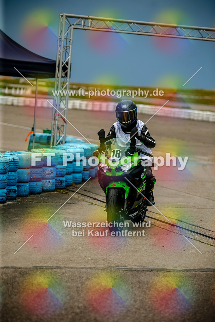 Chambley Juli-1341 | Hier findet Ihr Bilder von Touristenfahrten auf der Nürburgring Nordschleife oder von anderen Veranstaltungen die ich besucht habe. Viel Spass beim Durch Schauen 