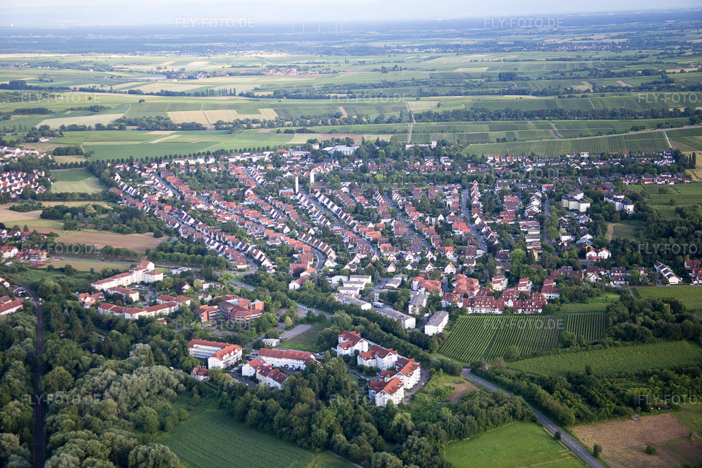 Luftbild: Landau SW in Landau in der Pfalz im Bundesland Rheinland-Pfalz in Deutschland. Foto: IMG_090183.jpg vom 26.06.2016 durch Werner Riehm/FLY-FOTO.de
