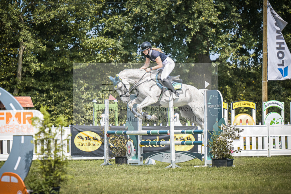 DOS_3909 | Entdecke hochwertige Reitturnierfotos von Foto Oger. Professionell, emotional und authentisch – jetzt Lieblingsmomente im Shop bestellen.Deutschlandweite Turnierfotografie. - Realisiert mit Pictrs.com