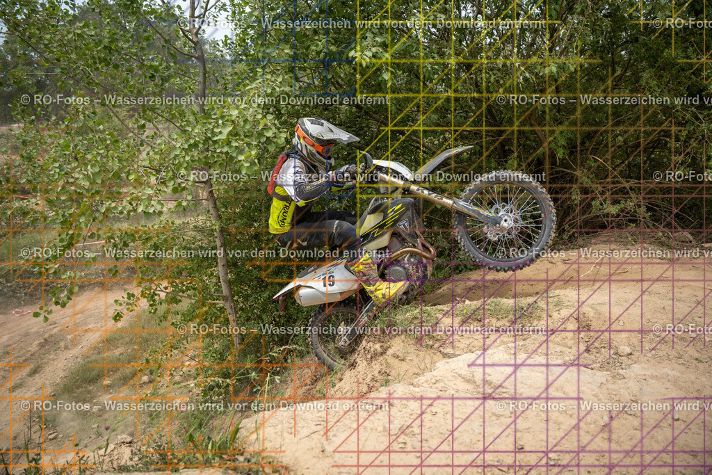Niederwürzbach 5 Lauf-502 | Sportfotografie von RO-Fotos: Motorsport, Motocross, Enduro, Laufveranstaltungen und Triathlon. Professionelle Fotos von Sportlern und Events. - Realisiert mit Pictrs.com