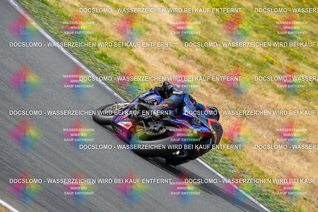 2026_08_23_PBK_47258_LRX | Sportfotografie; SlowMotion; Video; Rennstrecke; Hafeneger; RSE; Speer; Trackday; Motorsportarena; Hockenheimring; Brno; Most; Barcelona; Valencia, Benny; Kaetzmer;