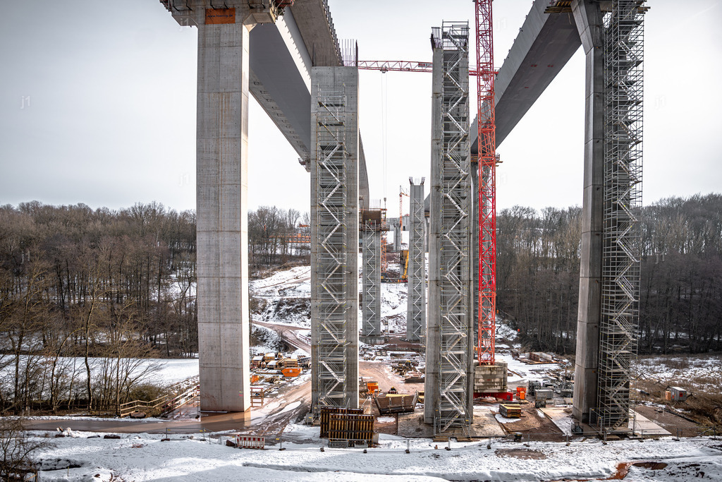 2026-02-04_Oberthulba_049 | Luftbild, Drohne, Multicopter, Bayern, Luftbilder, Luftbildshop, Jan R. Schäfer, aerialphotography, Abzüge, Luftaufnahmen, J1-Luftbild, J1-Fotografie und Luftbildservice, Würzburg, fineart, Abzüge, Drucke, Glasdruck - Realisiert mit Pictrs.com