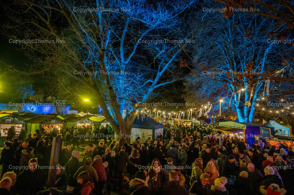DSC_7527 | ble, 30.11.2024, Lorsch, Weihnachtsmarkt und Blaues Weihnachtswunder in der Stadt, , Bild: Thomas Neu