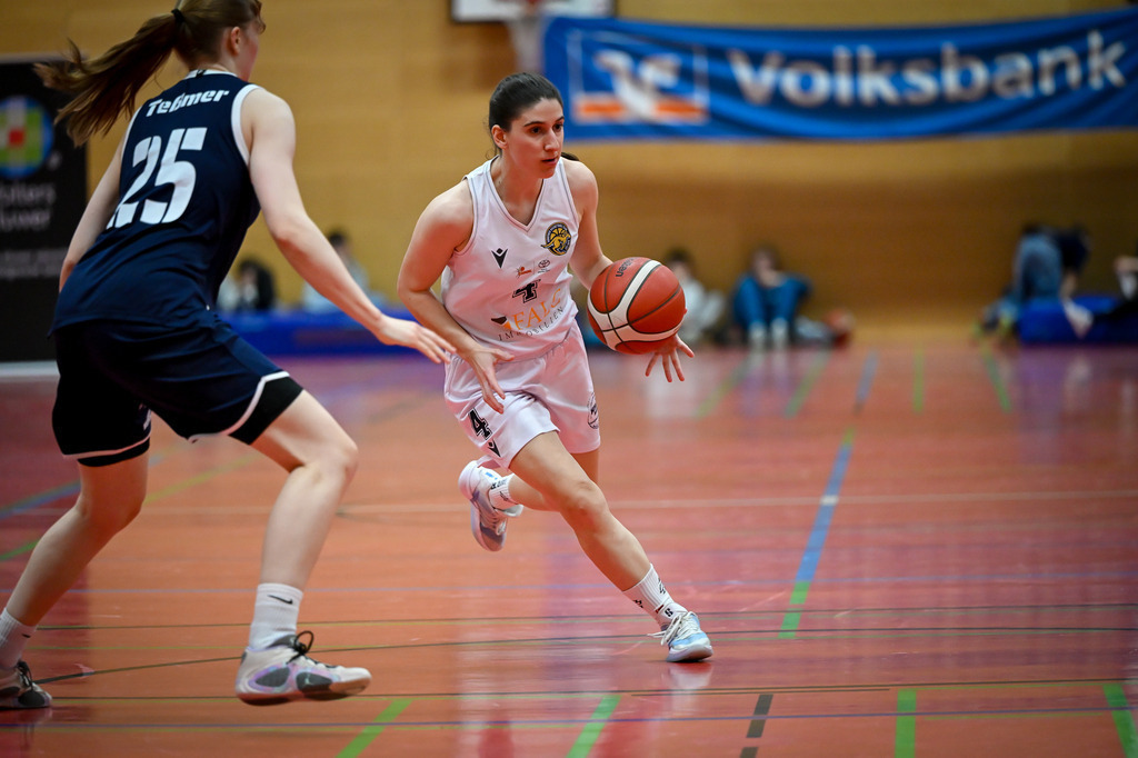 gml_081 | Fotos von Basketballspielen aus dem Raum NRW fotografiert von Gero Mueller-Laschet und Daniel Schaefer - Realisiert mit Pictrs.com