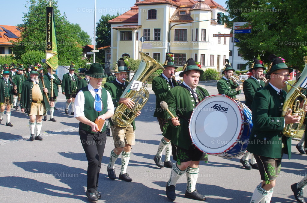IMGP3237 | fotografiert von Axel PollmannLeonhardi Wallfahrt Benediktbeuern und Murnau, Fronleichnam, Fasching, Landschaft im Loisachtal und Benediktbeuern  - Realisiert mit Pictrs.com