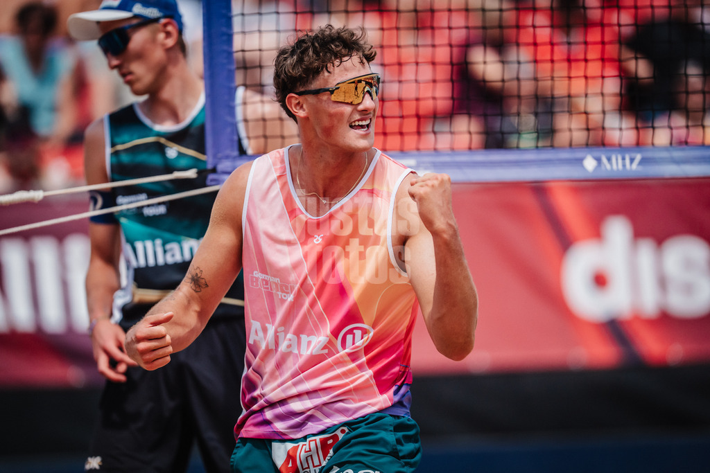 Beachvolleyball | Männer | Allianz German Beach Tour 2025 | Tourstop München | 11.07.2025 | Hennes Nissen jubelt
