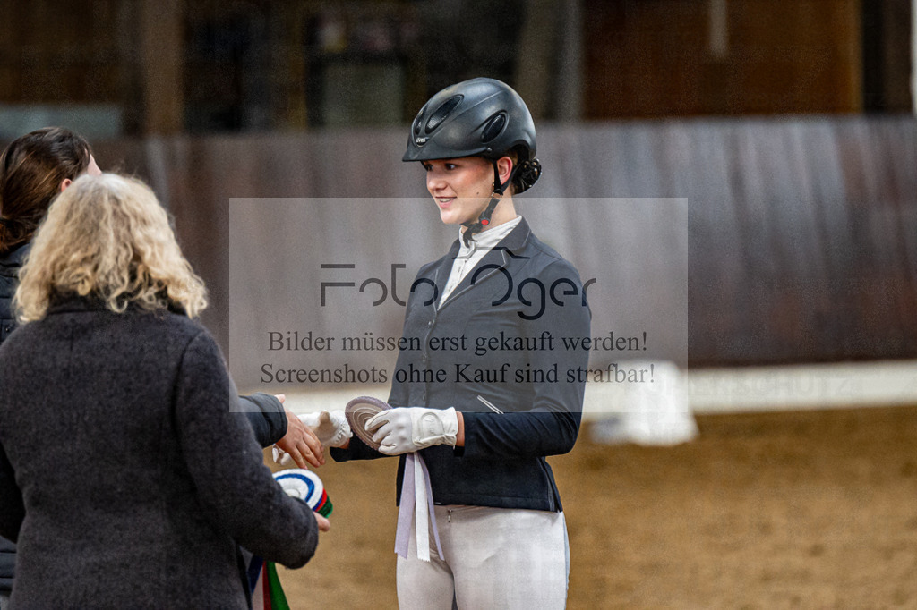 20240310-DOS_1192 | Entdecke hochwertige Reitturnierfotos von Foto Oger. Professionell, emotional und authentisch – jetzt Lieblingsmomente im Shop bestellen.Deutschlandweite Turnierfotografie. - Realisiert mit Pictrs.com