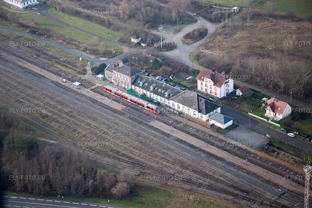 Vue aérienne: Vue de la ville à Lauterbourg dans le département Bas Rhin, France. Photo: IMG_085478.jpg prise le 24/12/2015 par Werner Riehm/FLY-FOTO.euRésolution de l'original: 5472 x 3648 px