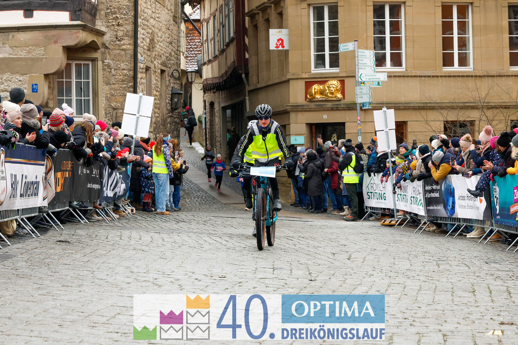 AOK JuniorCup 400m | 3koenigslauf 2026 - Realisiert mit Pictrs.com