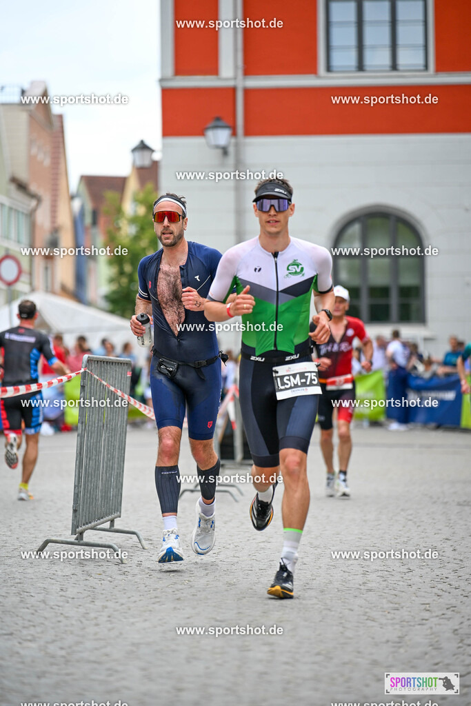 SZI_5989 | Stadttriathlon Erding 2025. #yourpictrs #sportshot_your_pictrs @Sportshotphotography #stadttriathlonerding Copyright: www.sportshot.de
