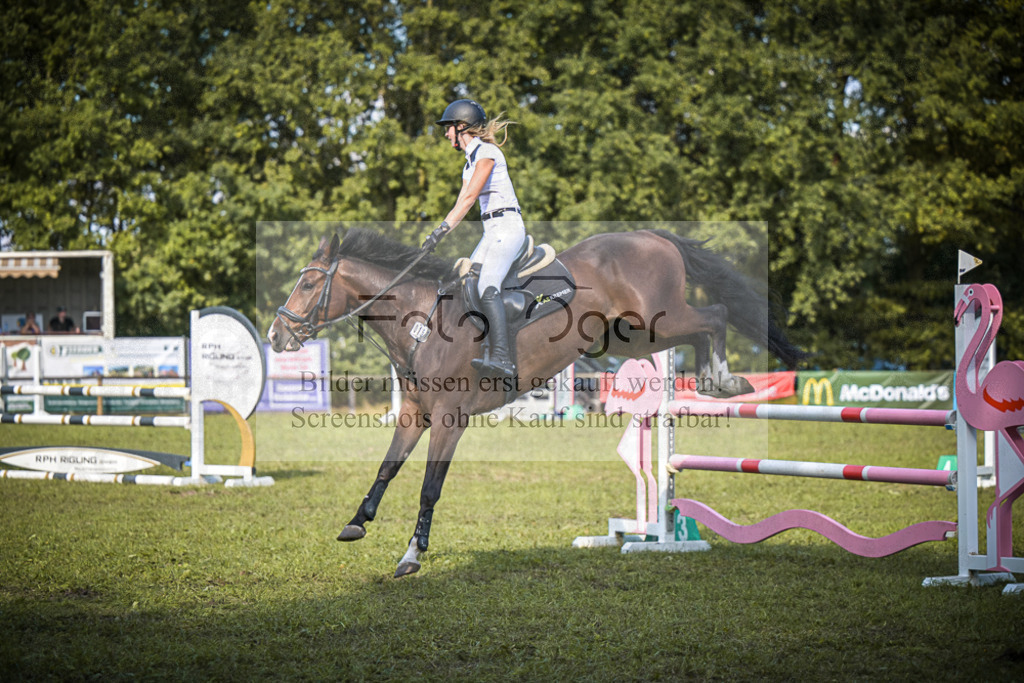 DOS_0157 | Entdecke hochwertige Reitturnierfotos von Foto Oger. Professionell, emotional und authentisch – jetzt Lieblingsmomente im Shop bestellen.Deutschlandweite Turnierfotografie. - Realisiert mit Pictrs.com