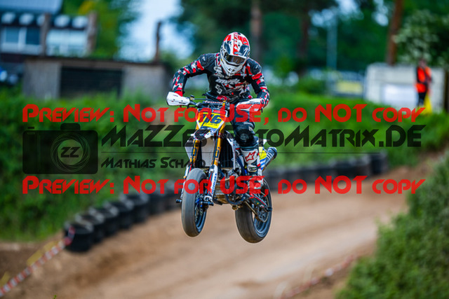 MaZZes_FotoMatrix_220528_7582 | Fotograf Mathias Schmid
Sportfotograf,
Eventfotograf,
Hochzeitsfotograf,
Portraitfotograf