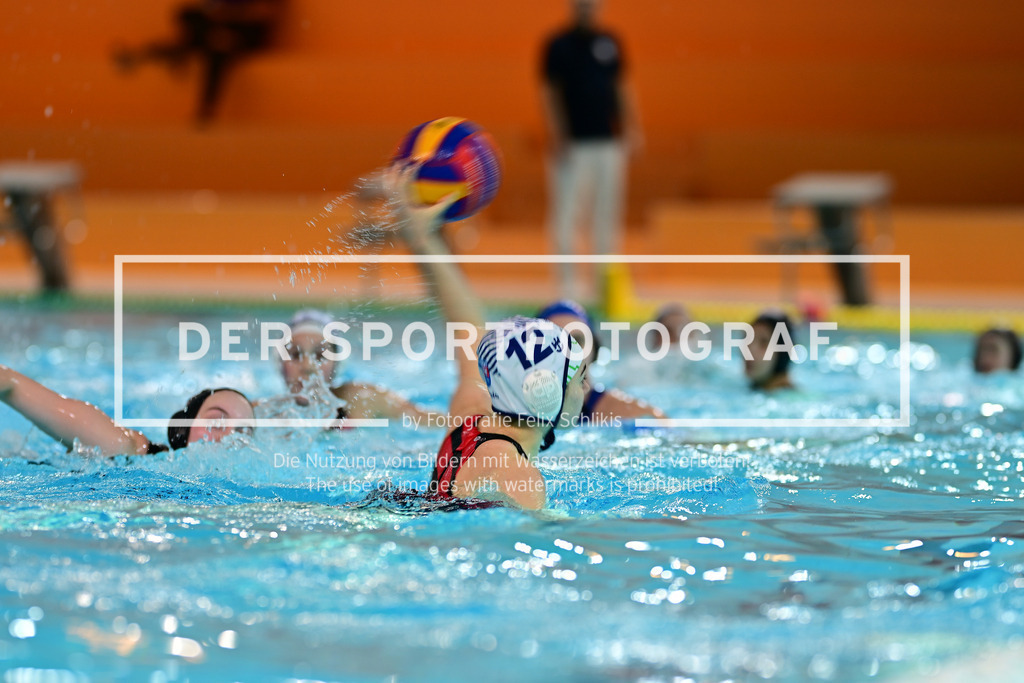 Wasserball I Frauen I Nordic League I Cheltenham SWPC - Cetus Espoo I 58642 | Der Sportfotograf. - Realisiert mit Pictrs.com