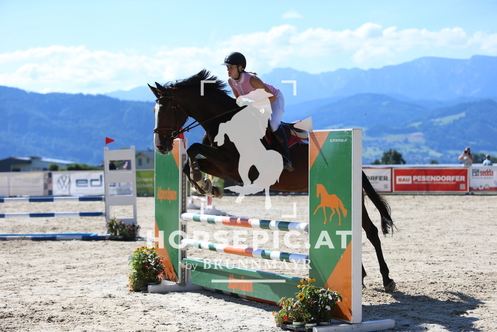 DL2Q0299 | Willkommen bei Brunnmayr - Design & Fotografie – Ihrem Spezialisten für Reitturniere und Pferdeveranstaltungen in Oberösterreich, Salzburg und Bayern! Seit über 17 Jahren sind wir leidenschaftlich dabei.