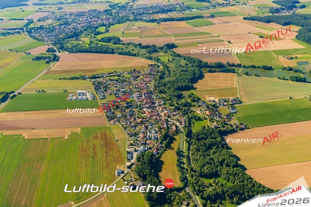 Süß Hahnbach Bild- Das Luftbild wurde 2025 vom UL-Flugzeug heraus erstellt ( keine Drohnen Bilder! ) - Hochauflösende Luftaufnahme -Nicht vergleichbar mit Google Maps oder Satelittenbilder- Die Geschenkidee !Mit Lizenz und Bildrechte bestellbar