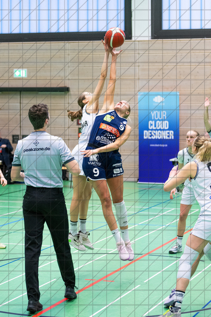 2. DBBL Nord 24/25 | 19.01.2025 | BBC OS vs. VfL VIACTIV-AstroLadies Bochum | 2. DBBL Nord 24/25 | 19.01.2025 | BBC OS vs. VfL VIACTIV-AstroLadies Bochum - - - - - CREDIT, www.bullenfotos.de, Martin König, Hörner Weg 40, D-49078 Osnabrück, +4917663732967, Nutzung und Weitergabe nur zu den vereinbarten Zwecken. Presseanfragen an Urheber. Alle Rechte beim Urheber. - - - - - - Realisiert mit Pictrs.com