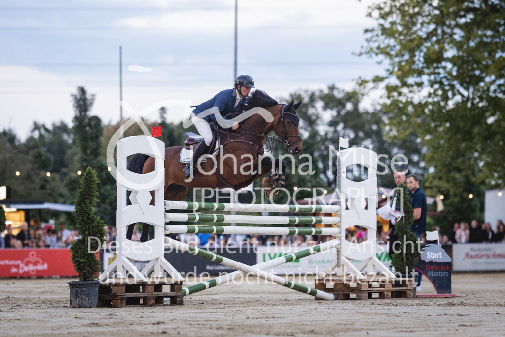 230826_Delbrueck_Barriere-102 | Deine schönsten Turniermomente als professionelle Fotos! Entdecke hochwertige Pferdesport-Fotografie im Online-Shop. Jetzt Fotos finden & bestellen!