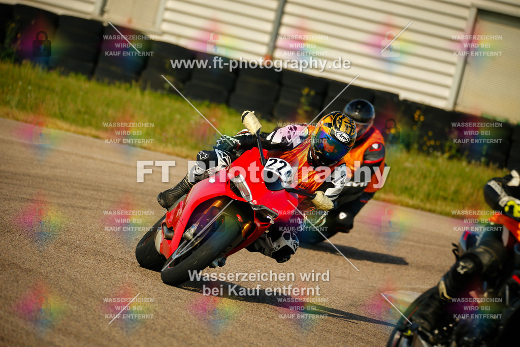 _MOT5511 | Hier findet Ihr Bilder von Touristenfahrten auf der Nürburgring Nordschleife oder von anderen Veranstaltungen die ich besucht habe. Viel Spass beim Durch Schauen 