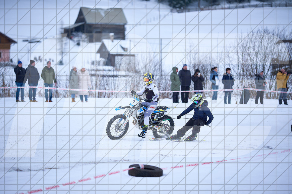 11. Holzknecht Skijöring | Skijöring am 24.01.2026: 11. Holzknecht Skijöring in Gosau am Dachstein, Oberösterreich, ÖsterreichFoto: © 2026 Martin Bihounek | mb-creative.eu