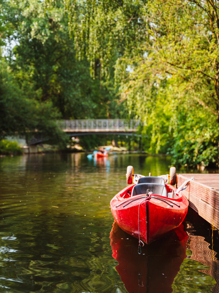Bürgerpark | Entdecke exklusive Fotokunst aus Braunschweig: Bildband, Leinwände, Postkarten, Kalender, digitale Downloads & Bildlizenzen. Jetzt im offiziellen Beautiful Braunschweig Shop! - Realisiert mit Pictrs.com