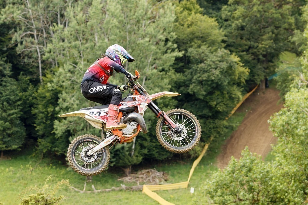Motocross_Gerstetten_250802_6613 | Fotopresso – Sportfotografie in Heidenheim & Umgebung. Professionelle Sportfotografie für unvergessliche Momente. Dynamische Action-Shots, emotionale Szenen & hochwertige Bilder. - Realisiert mit Pictrs.com