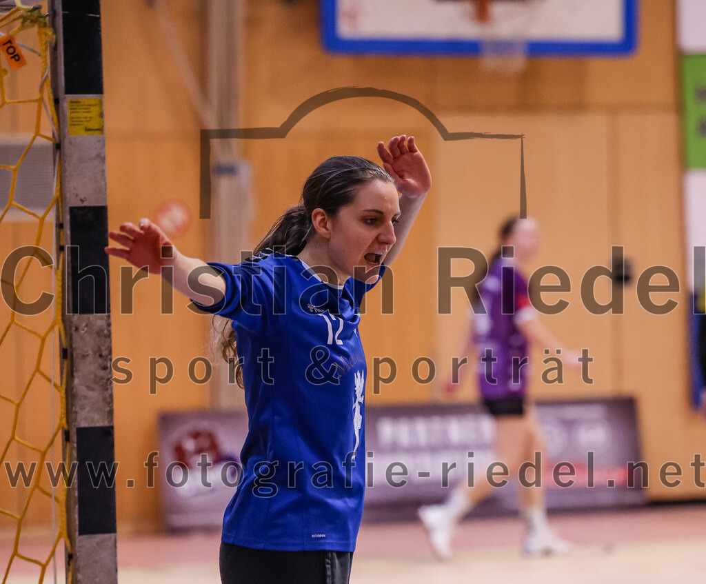 2025-02-15_014_SpVgg_Altenerding_gegen_MTV_Pfaffenhofen | Erding, Deutschland, 15.02.2025:Handball, Bezirksoberliga Frauen Altbayern 2024 / 2024, 14. Spieltag, SpVgg Altenerding gegen MTV Pfaffenhofen, Endergebnis: 27:23Torfrau Annika Riehm (MTV Pfaffenhofen, #12)Foto: Christian Riedel / fotografie-riedel.net