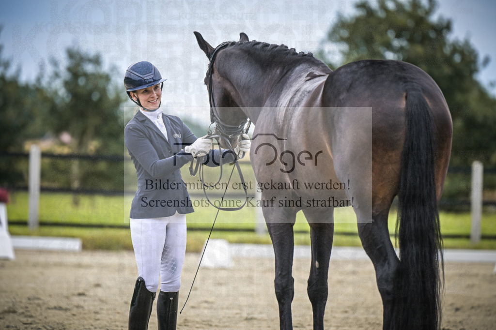 DOS_0621 | Entdecke hochwertige Reitturnierfotos von Foto Oger. Professionell, emotional und authentisch – jetzt Lieblingsmomente im Shop bestellen.Deutschlandweite Turnierfotografie. - Realisiert mit Pictrs.com