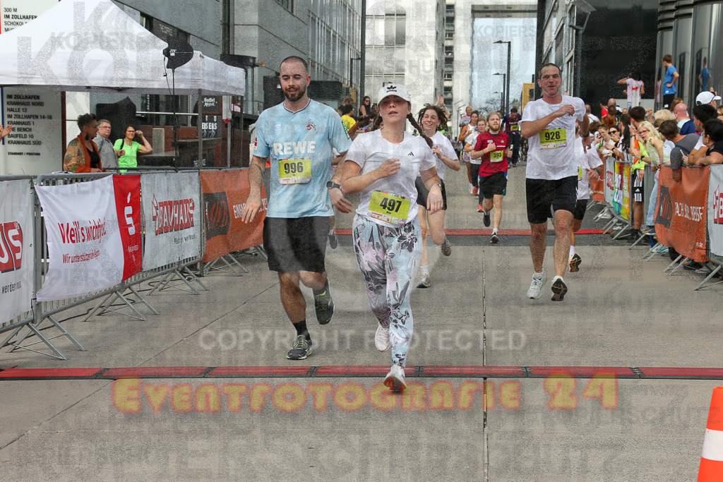 250920_1332_EX1_5322 | Sportfotografie im Rhein-Sieg Kreis, Köln, Bonn, NRW, Rheinland Pfalz, Hessen, etc. Unser Tätigkeitsfeld umfasst den Laufsport vom Volkslauf über den Marathon, Duathlon, Triathon bis zum Ultralauf wie Kölnpfad Ultra oder Schindertrail.