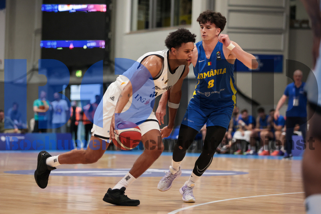 SES_RRGBAS20250723-111 | bond - Realisiert mit Pictrs.com