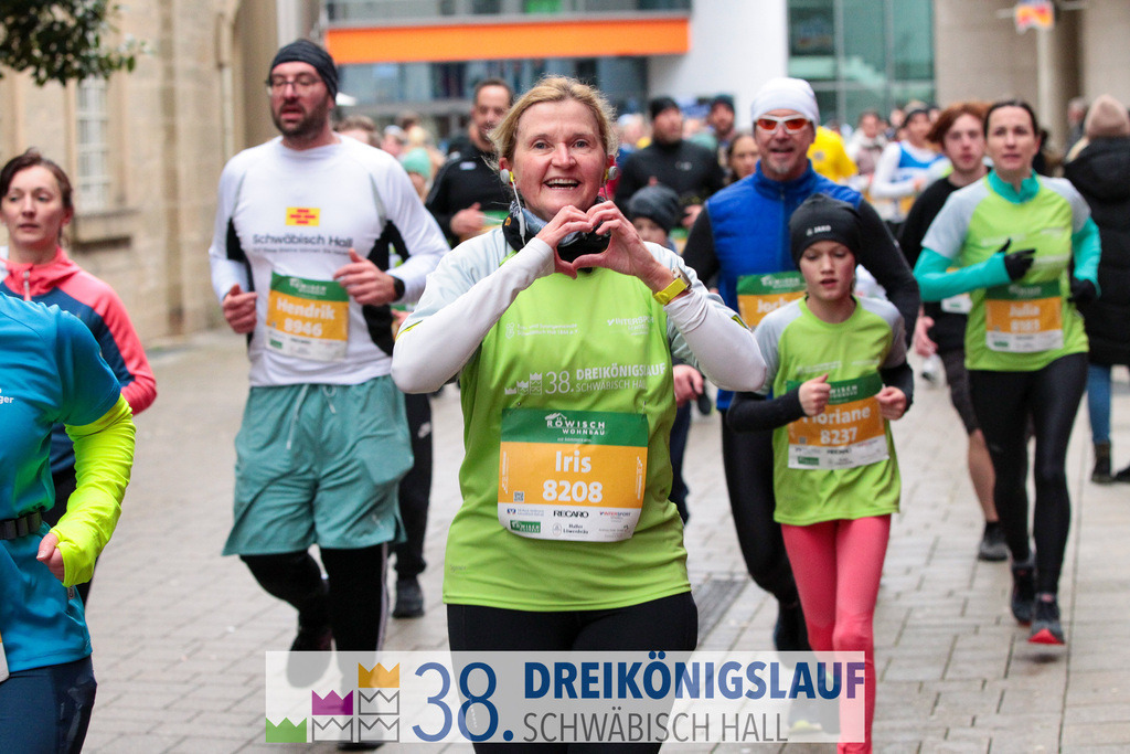 5km Roewisch Wohnbau Cup | 3 Koenigslauf 2024 5km Roewisch Wohnbau Cup - Realisiert mit Pictrs.com