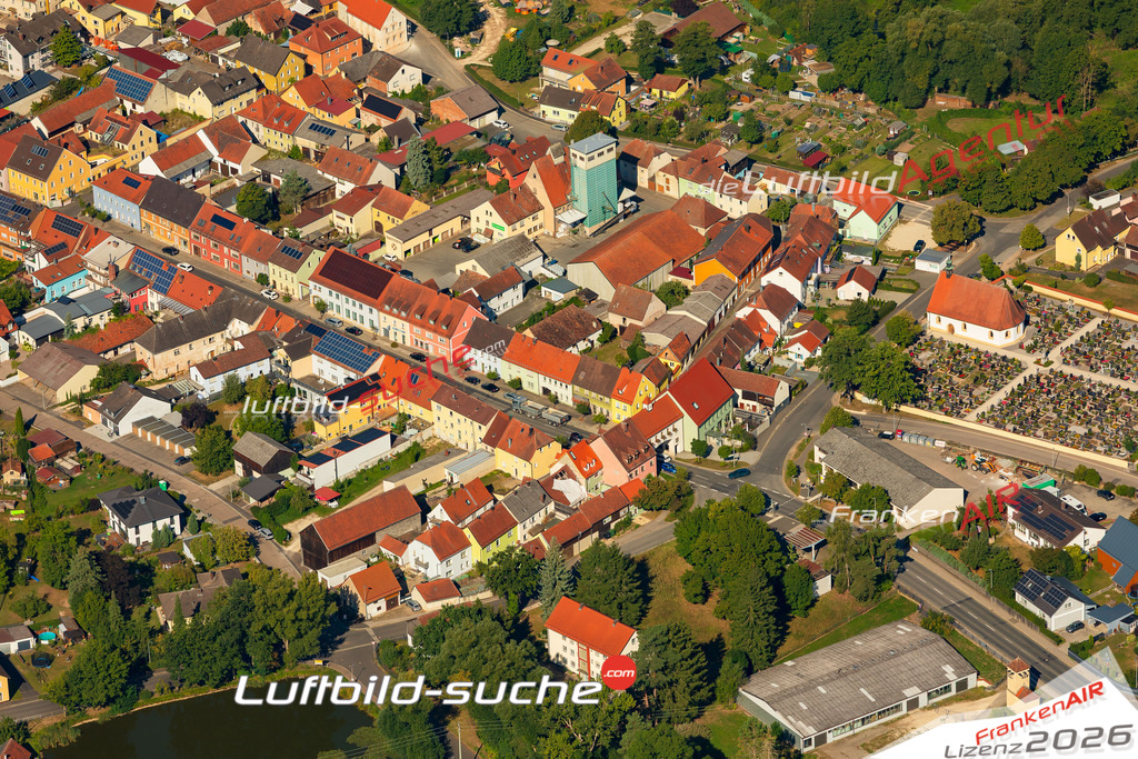 Luftaufnahme von  Hahnbach - Die Luftaufnahme wurde 2025 vom UL-Flugzeug heraus erstellt ( keine Drohne ) - Hochauflösende Luftaufnahme - für professionelle Ausdrucke geeignet. Die Geschenkidee !Mit Lizenz und Bildrechte bestellbar