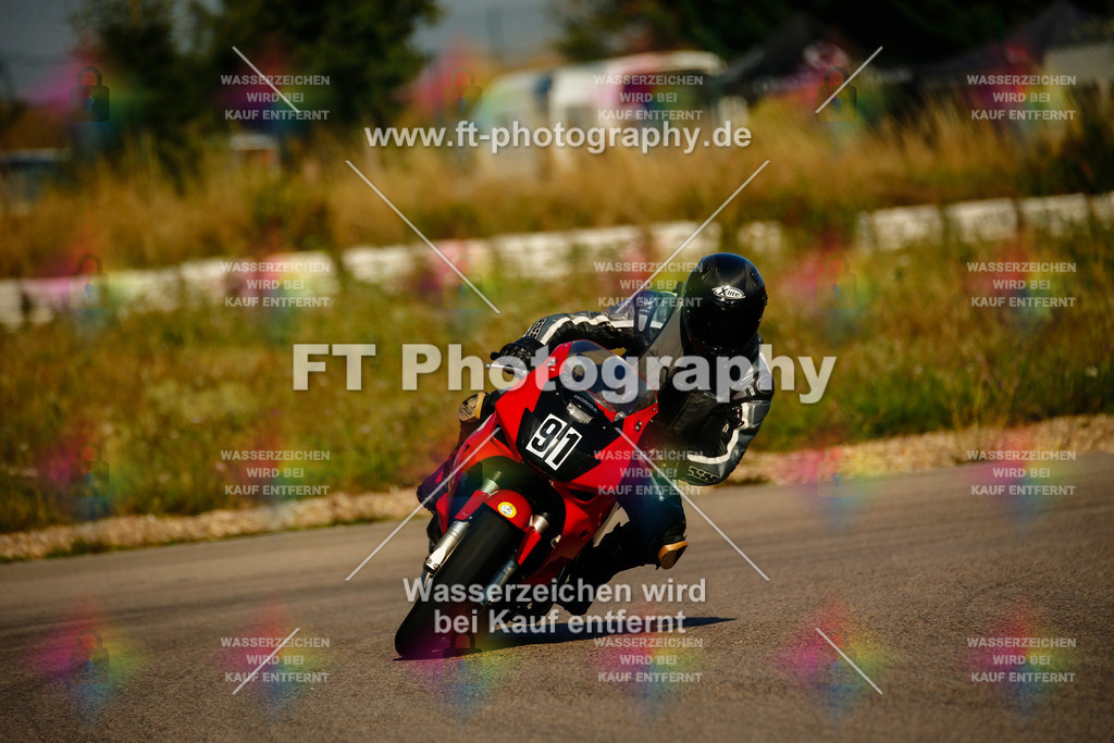 _MOT8328 | Hier findet Ihr Bilder von Touristenfahrten auf der Nürburgring Nordschleife oder von anderen Veranstaltungen die ich besucht habe. Viel Spass beim Durch Schauen 