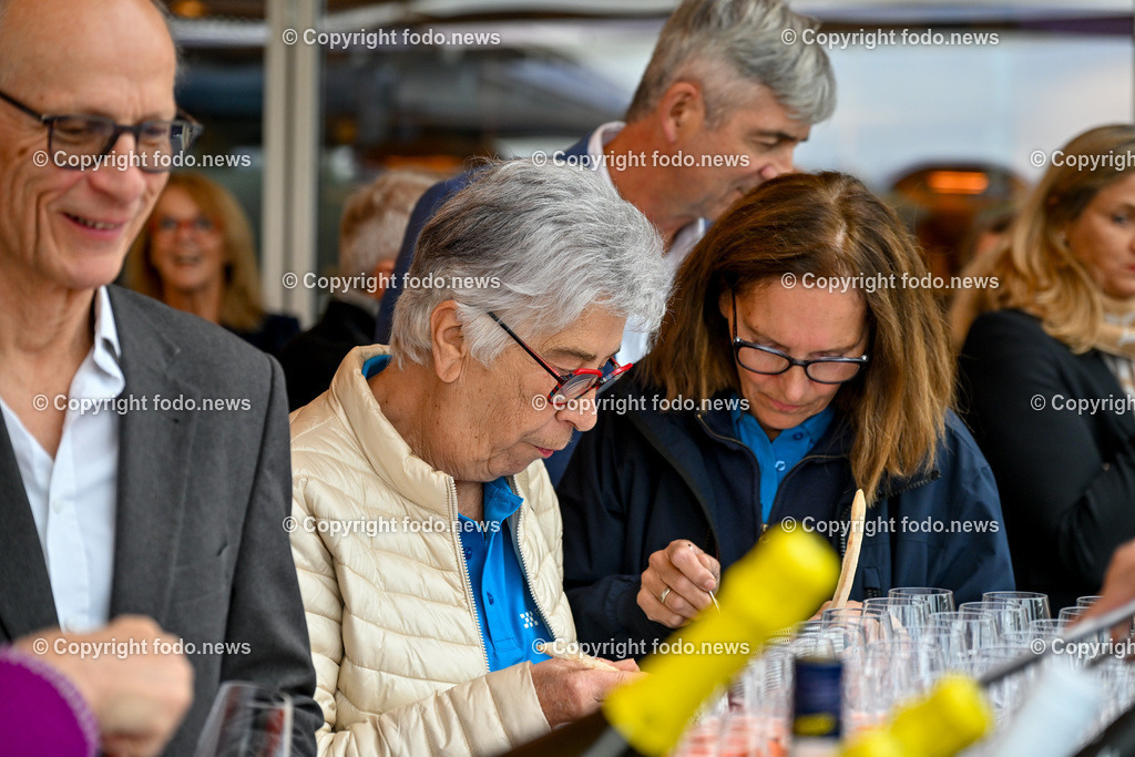Frauen fuer Frauen_ Charity Oldtimerfahrt_ 04.10.2025-239 | 04.10.2025, Linz, AUT, Oldtimer Charity im Bild Frauen fuer Frauen Oldtimerfahrt, Teilnehmer©Harald Dostal / fodo.media