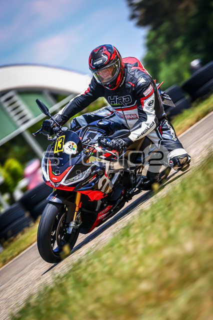 0013-260508DCB-004_13 | Deine Full-Service-Agentur für ✔️Videoproduktionen und ✔️Motorsportfotografie Jetzt Angebot anfragen!