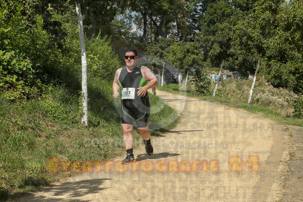 250824_1244_EX1_0349 | Sportfotografie im Rhein-Sieg Kreis, Köln, Bonn, NRW, Rheinland Pfalz, Hessen, etc. Unser Tätigkeitsfeld umfasst den Laufsport vom Volkslauf über den Marathon, Duathlon, Triathon bis zum Ultralauf wie Kölnpfad Ultra oder Schindertrail.